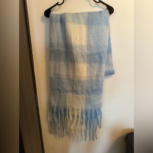 Yellow the Label - Plaid Blue and White Blanket Scarf